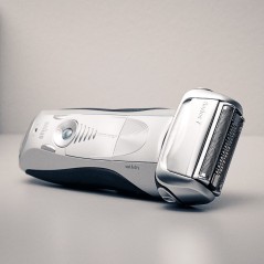BRAUN 70S Silver Extra Blade & Shaver – Premium Precision for a Perfect Shave | Order Now!